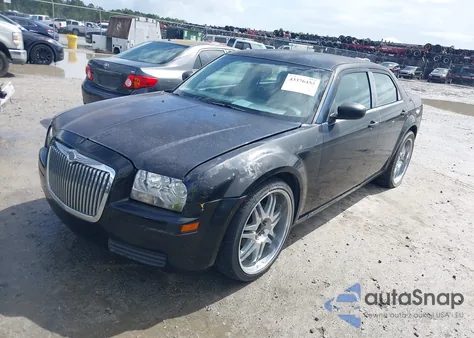 2007 Chrysler 300 z USA, uszkodzony, nr VIN 2C3KA43R57H808149